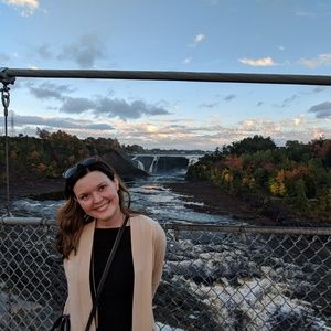 Meet your Posher, Mary